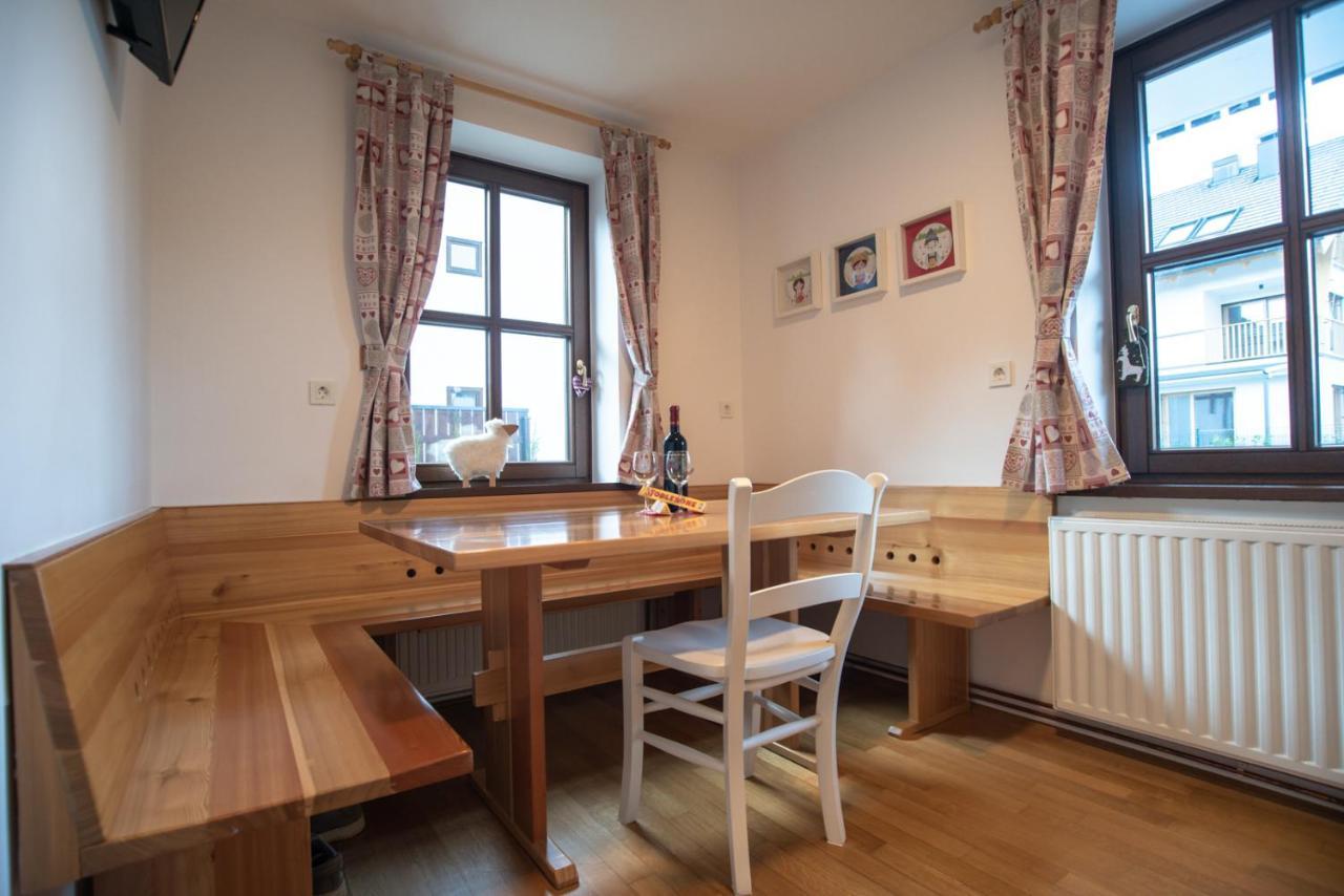 Pritlicni Apartma Hribovc Z Atrijem Kranjska Gora Luaran gambar