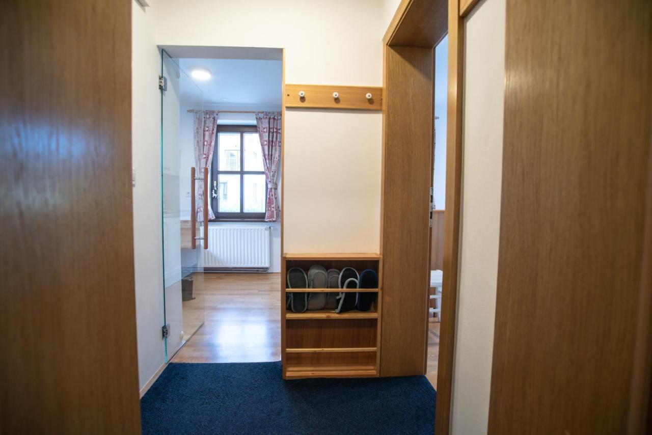 Pritlicni Apartma Hribovc Z Atrijem Kranjska Gora Luaran gambar